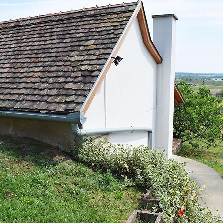 Remete-Lak Hotel Villany Exterior photo